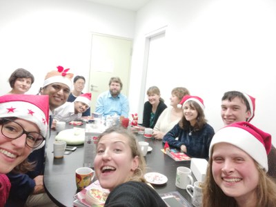xmas2018.jpg xmas2018.jpg
