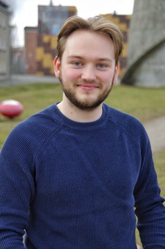 Max_Profile.jpg Max_Profile.jpg